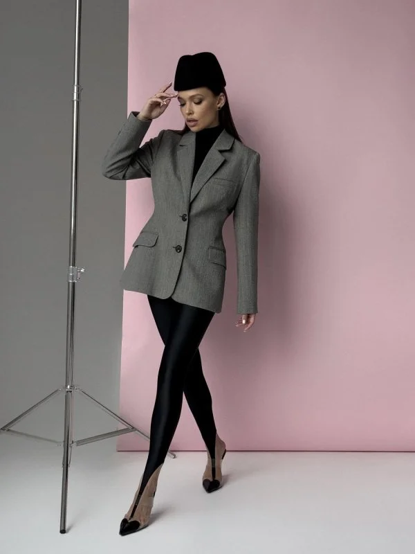 Жакет приталенный принт ёлочка Жакет приталенный принт ёлочка - в фирменном магазине спортивной одежды Brillante.by