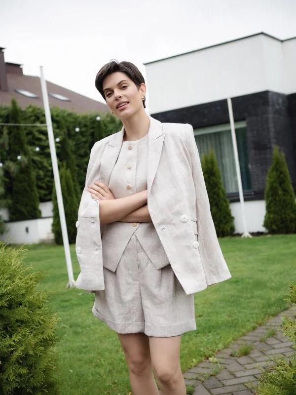 Жакет двубортный цвет натуральный - в фирменном магазине спортивной одежды Brillante.by