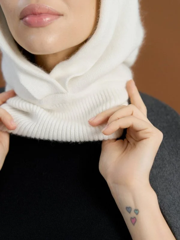 Капор ангоровый цвет Белый Капор ангоровый цвет Белый - в фирменном магазине спортивной одежды Brillante.by