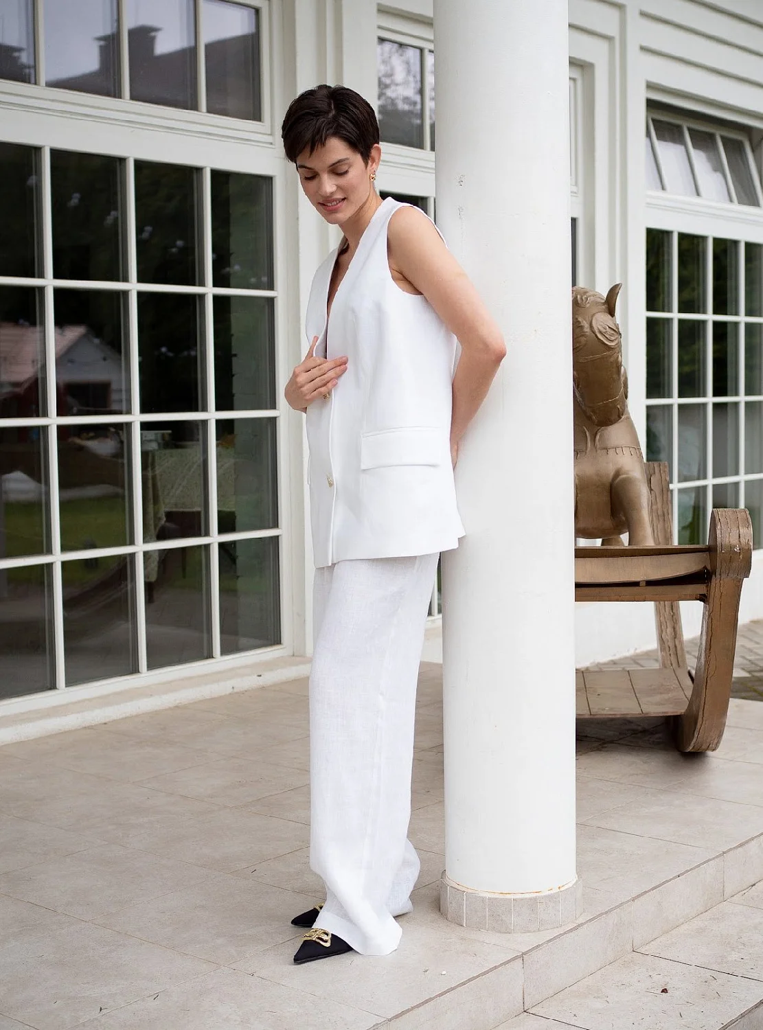 Жилет удлиненный цв. белый