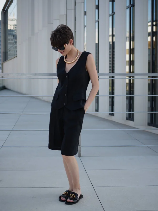 Бермуды льняные цвет черный - в фирменном магазине спортивной одежды Brillante.by