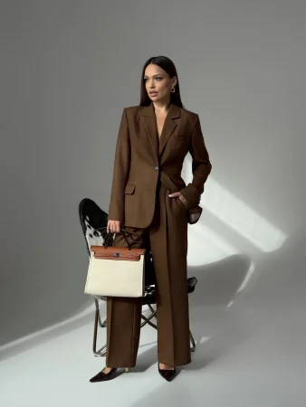 Купить Брюки с защипами Gold collection в фирменном магазине спортивной одежды Brillante.by