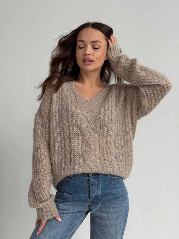 Свитер из тончайшей шерсти беби-альпаки с V-образным вырезом - в фирменном магазине спортивной одежды Brillante.by